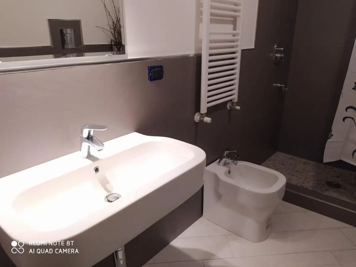 Apartment Una Nuova Luna Ai Camaldoli Naples